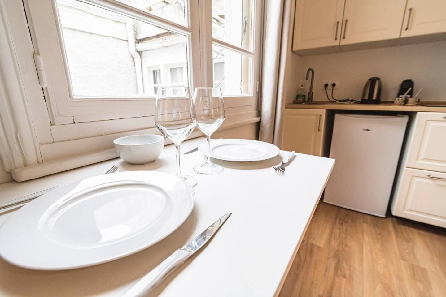 Pink, Appartement En Plein Coeur De Reims Eksteriør bilde